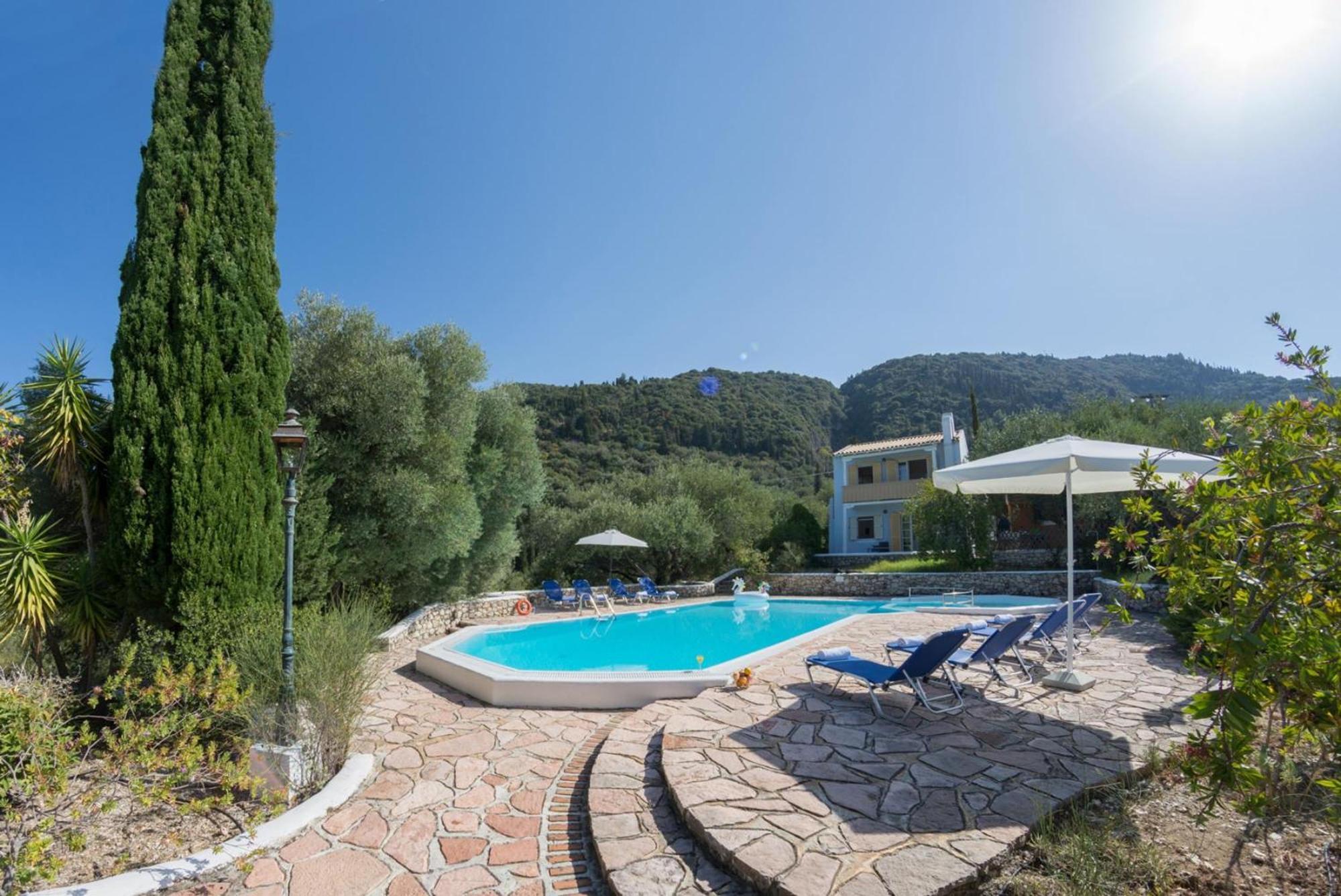Agios Nikitas Villas Екстериор снимка