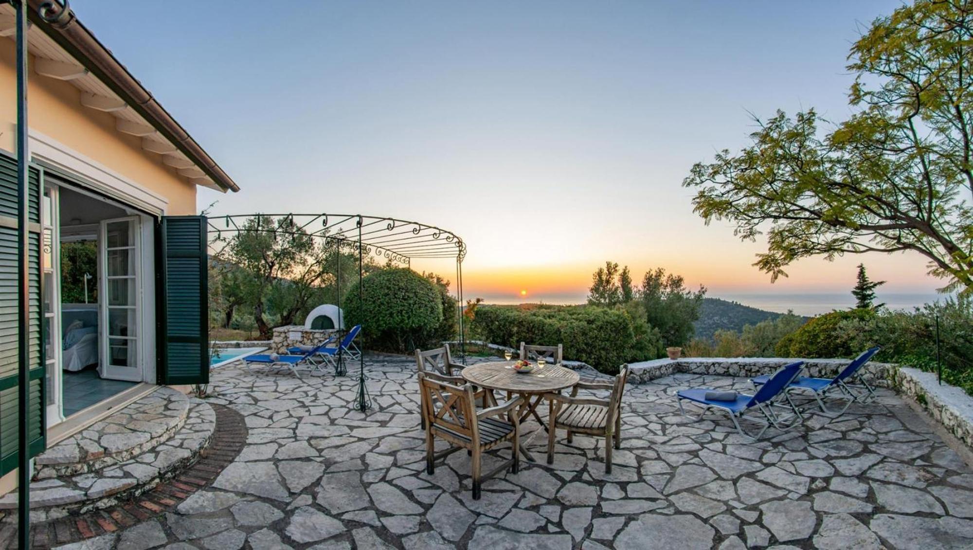 Agios Nikitas Villas Екстериор снимка