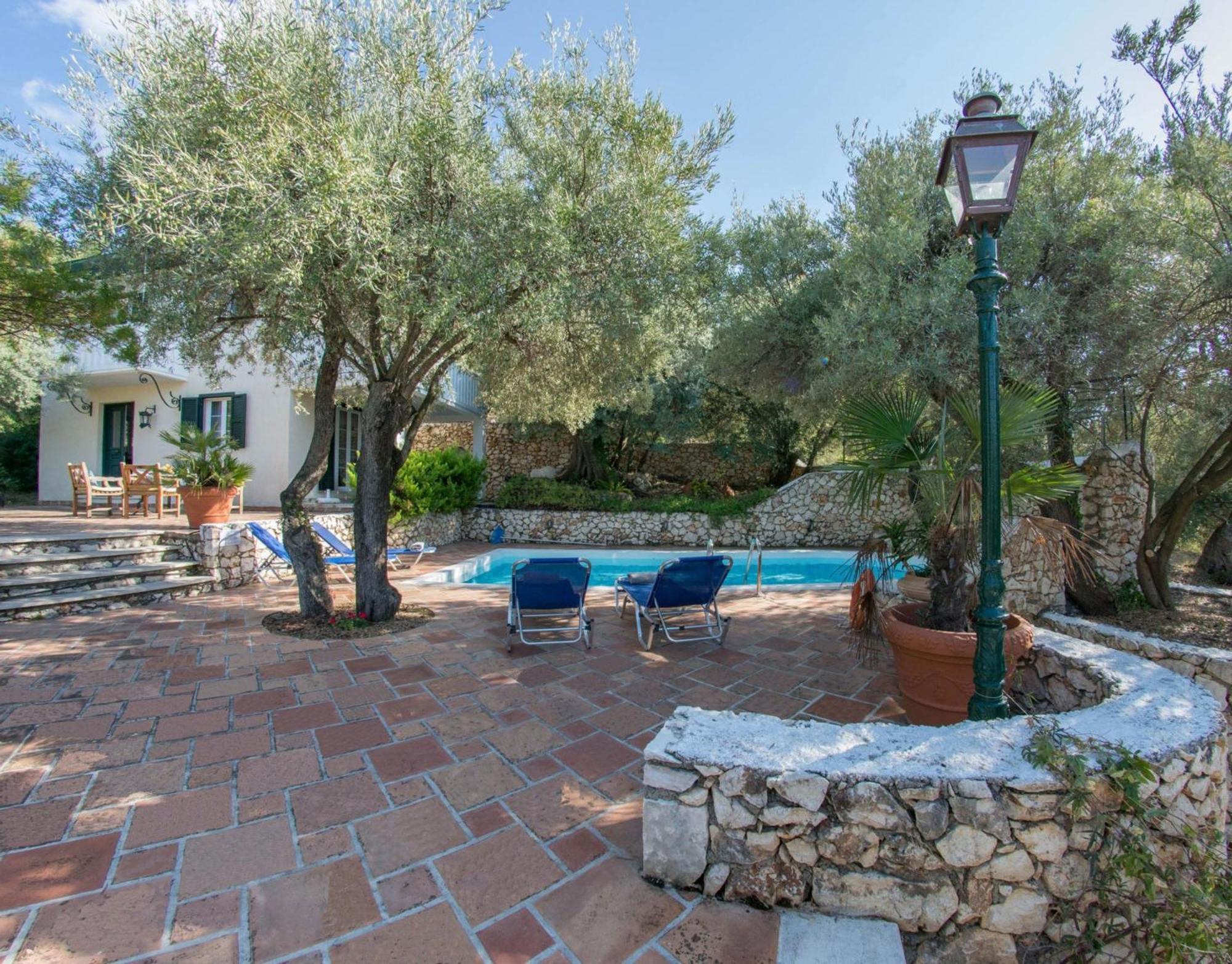 Agios Nikitas Villas Екстериор снимка