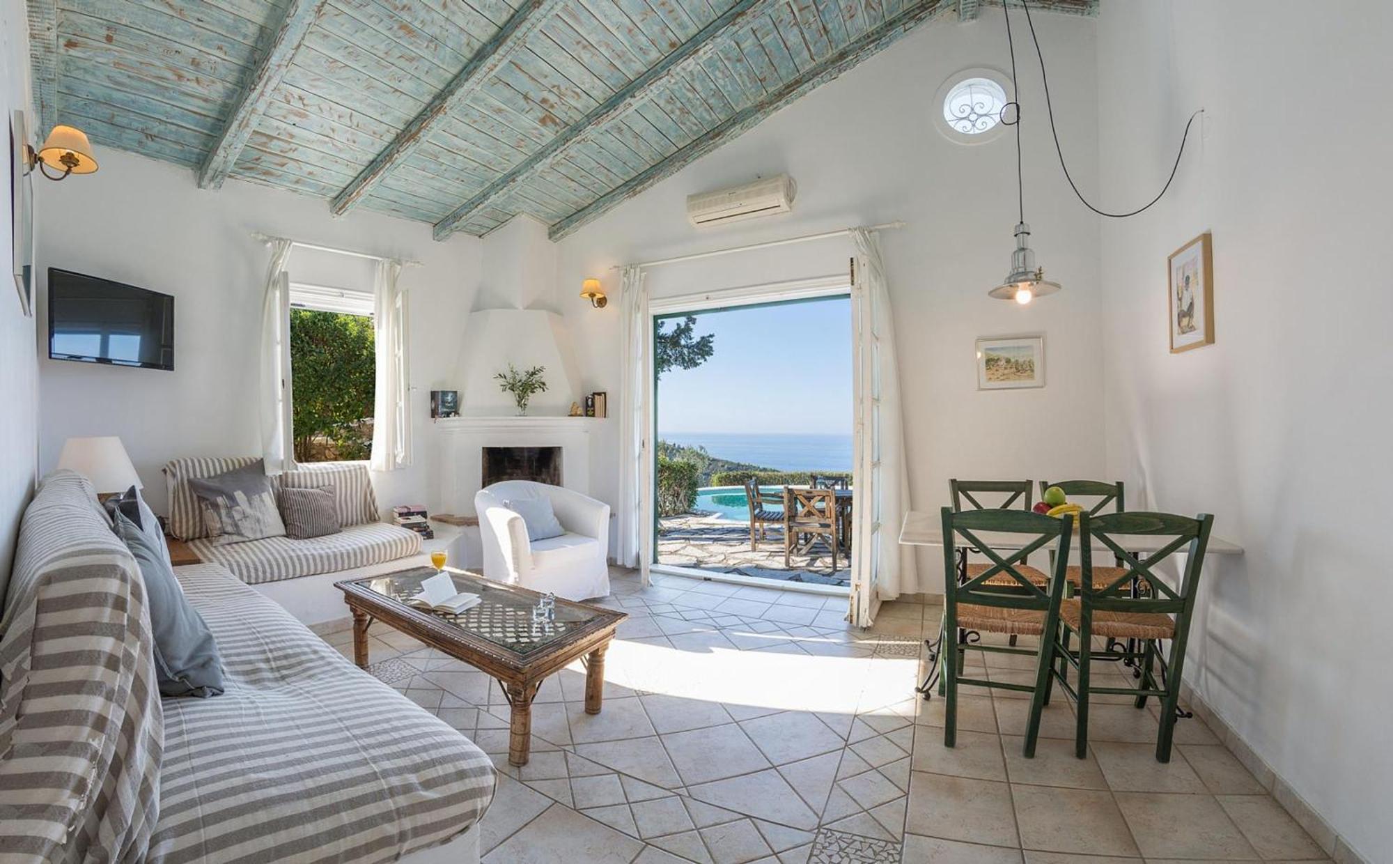 Agios Nikitas Villas Екстериор снимка