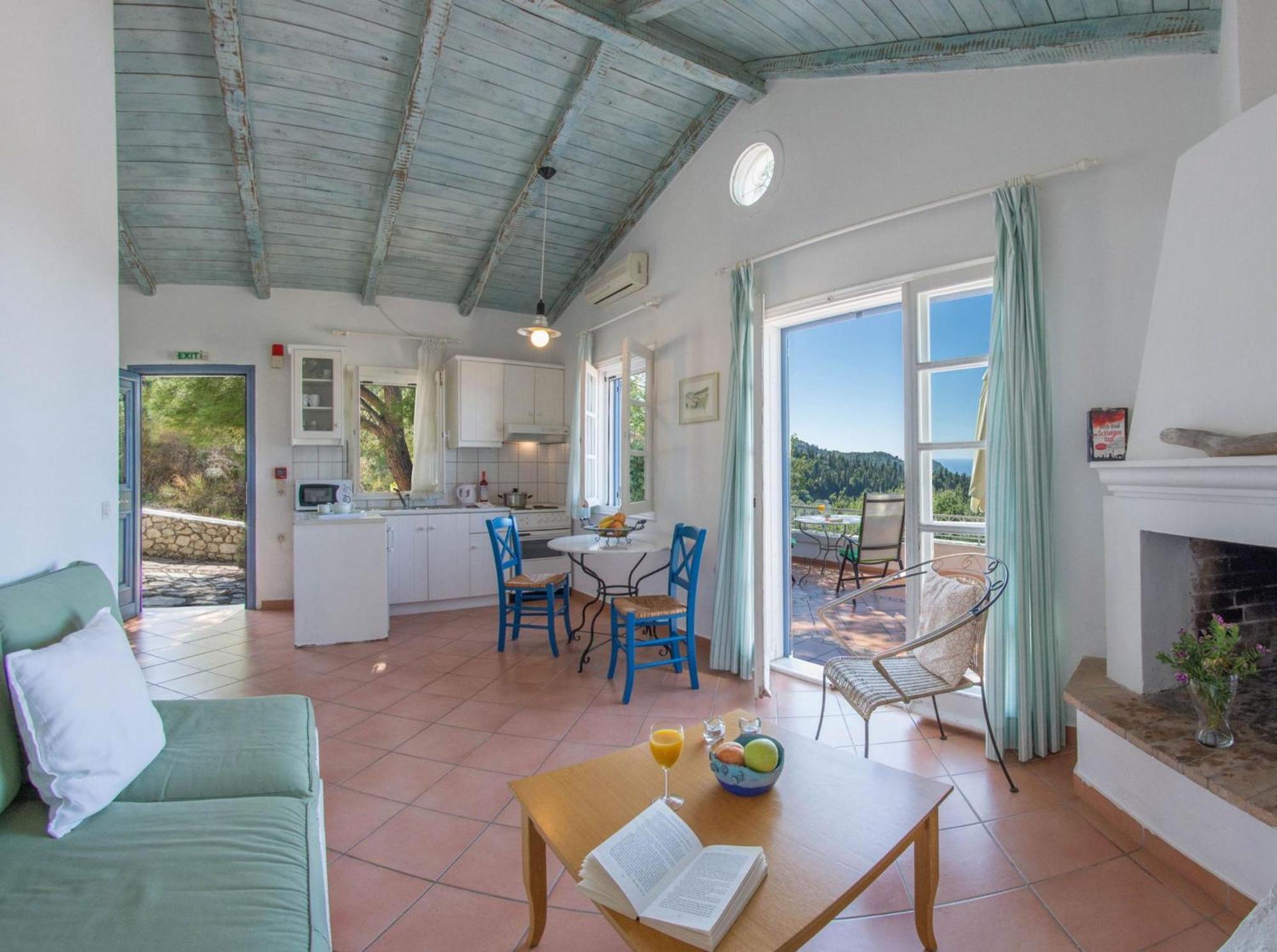Agios Nikitas Villas Екстериор снимка